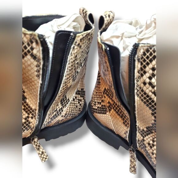 Linea Paolo Trinity Combat Boot in Cream Snake Sz 11 - Picture 14 of 14